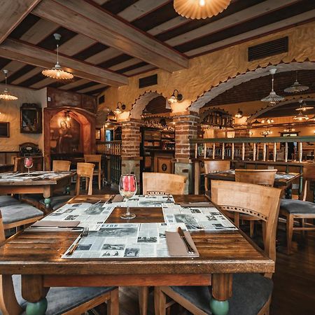 Guest House Ejga Jesenice Ngoại thất bức ảnh