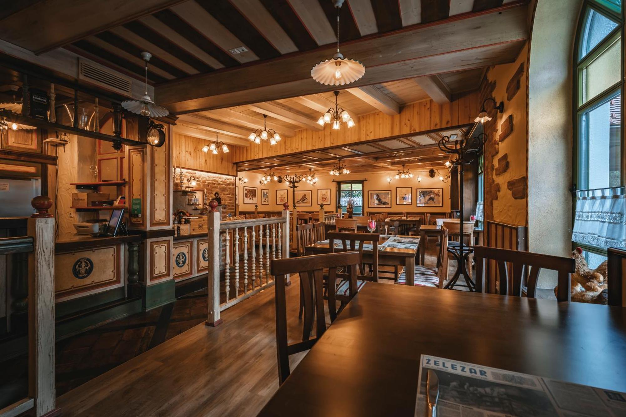 Guest House Ejga Jesenice Ngoại thất bức ảnh
