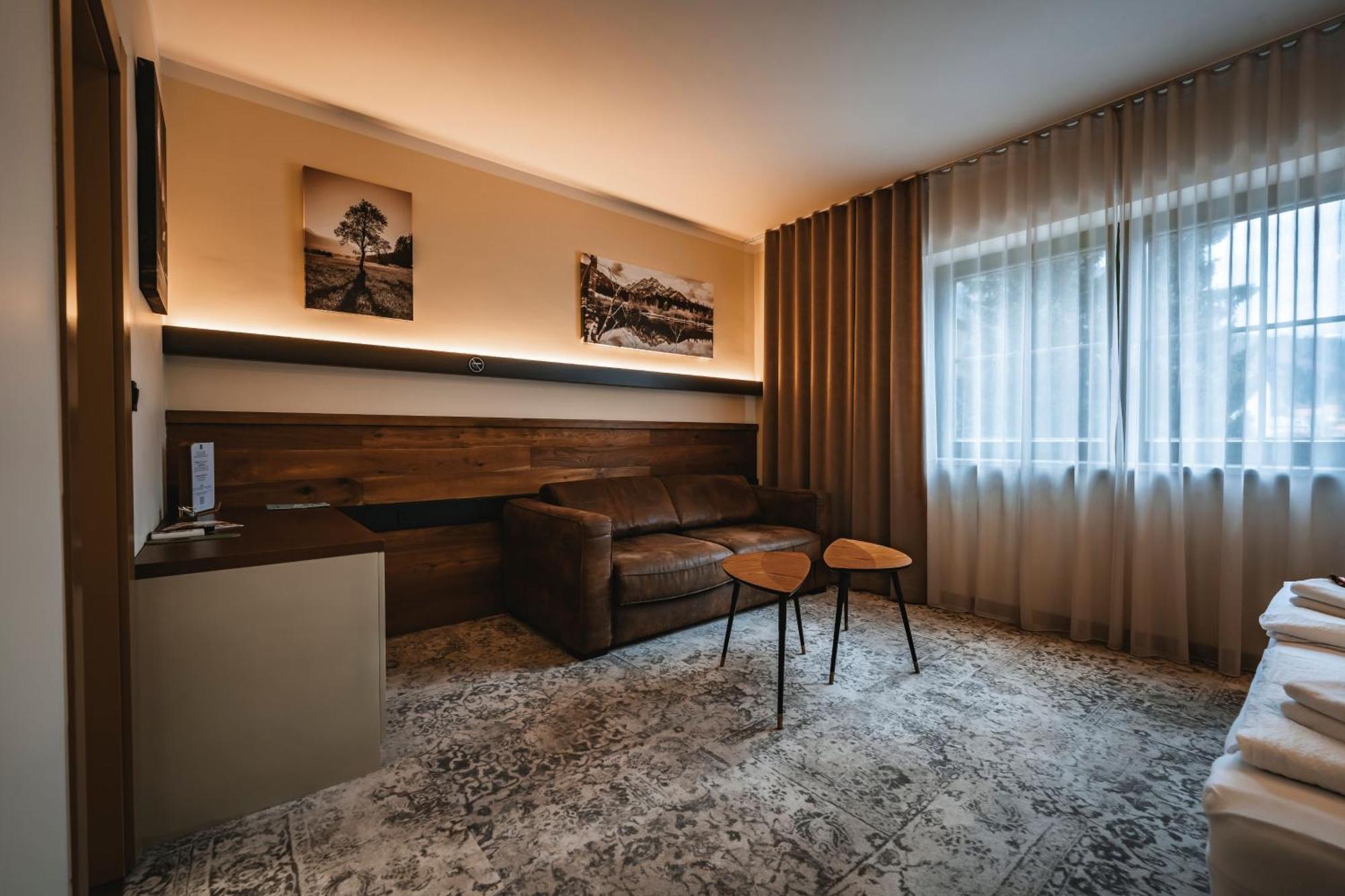 Guest House Ejga Jesenice Ngoại thất bức ảnh