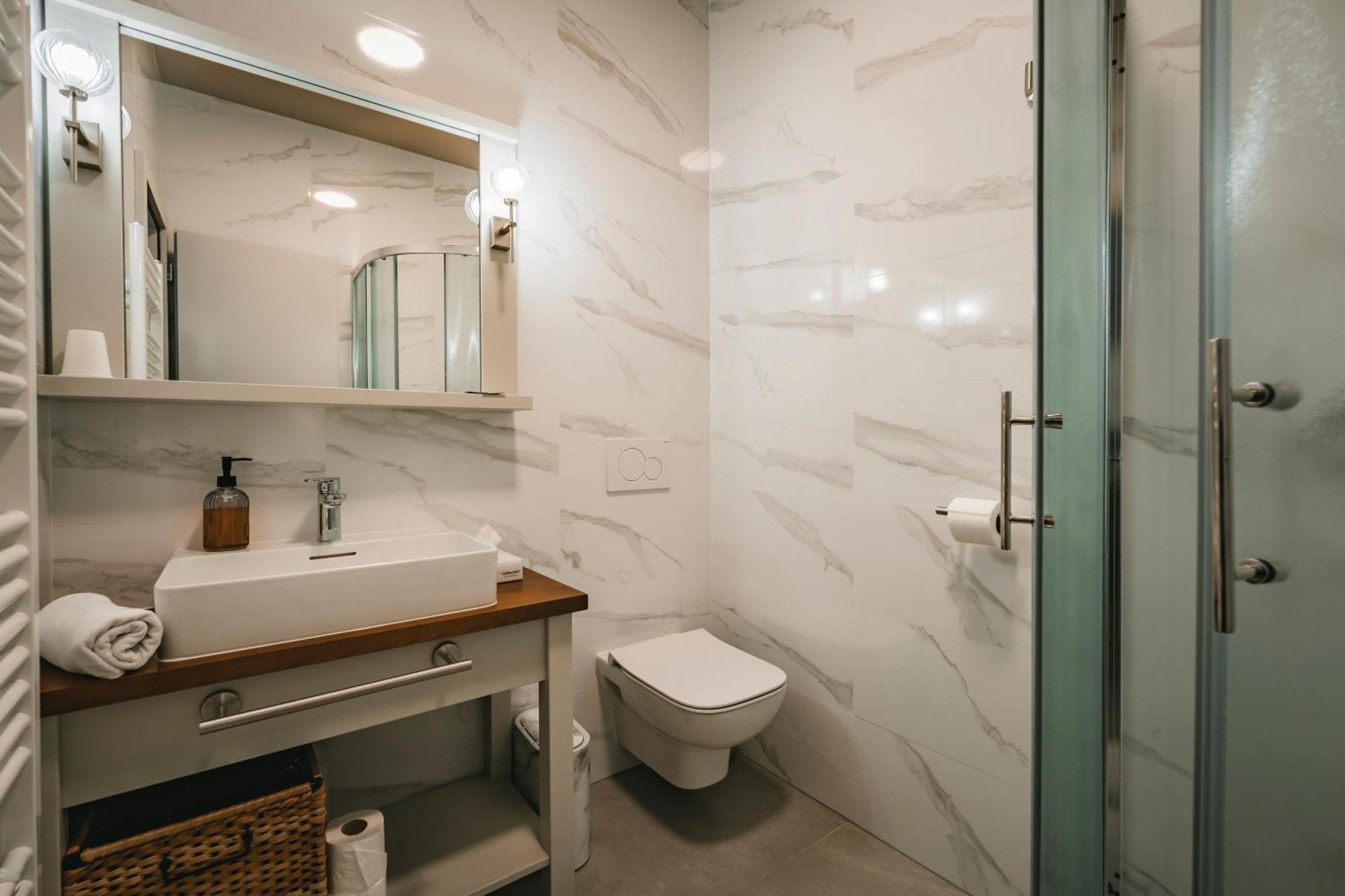 Guest House Ejga Jesenice Ngoại thất bức ảnh